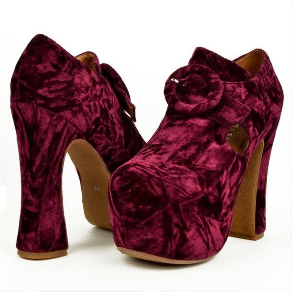 JEFFREY CAMPBELL O WILDE SHOES 6.5